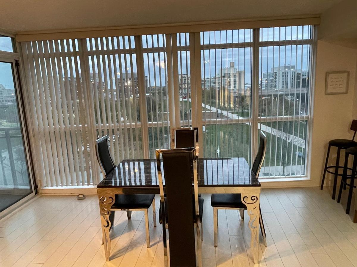 Ferienwohnung Cozy Open Concept 2Br 2Bath W/Parking -Jays/Cn Toronto Exterior foto